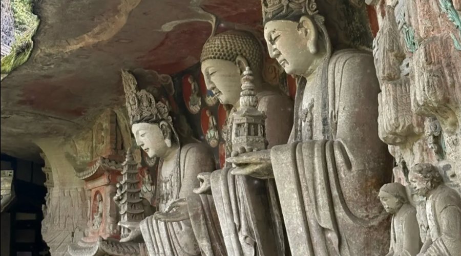 Dazu Rock Carvings statues in a cliff grotto